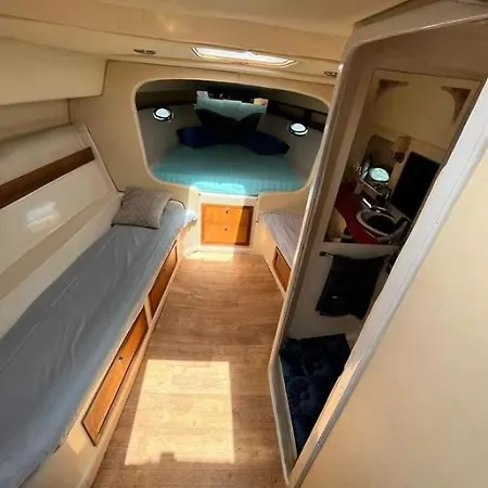 Bådhotel Clarissa 5 Stelle *